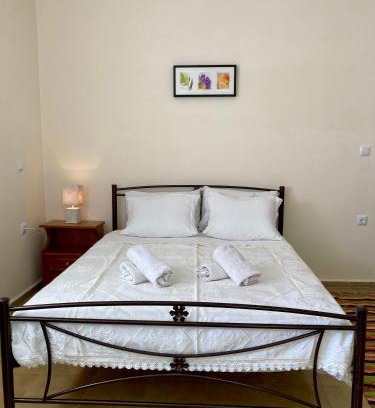 Leonidio Maison | Georgia's House