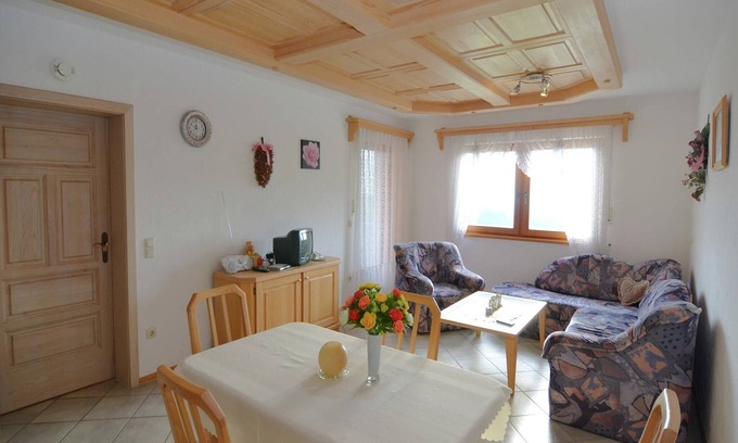 Waldkirchen Appartement | Appartement spacieux à Stocking avec forêt
