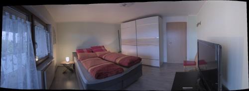 Auerbach in der Oberpfalz Maison | Geräumiges Zimmer mit Doppelbett, Bad und Küche