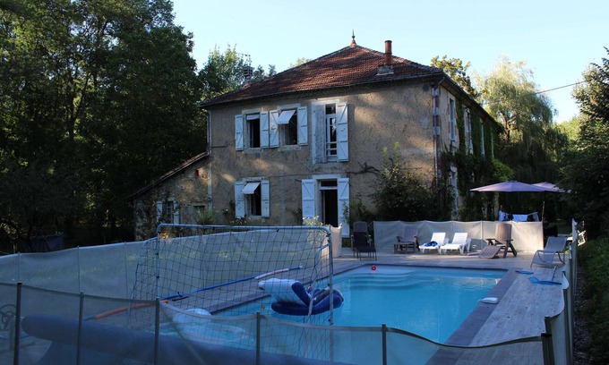 Lussan Maison | Gers, grande maison avec piscine privée, parc, proche village, idéale famille