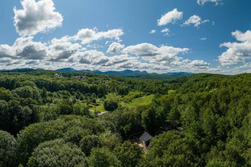 Poultney Maison | Getaway at 4214