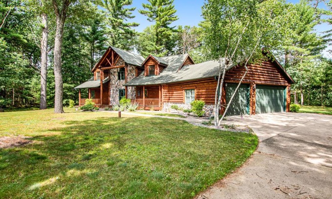 Dellwood Maison | Getaway on the Green