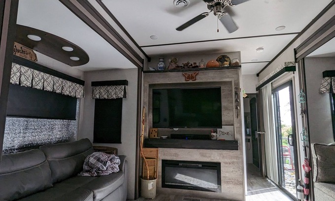 Grant County Maison | Getaway to the Hideaway! Glamping and campground. Free WiFi throughout outdoors.