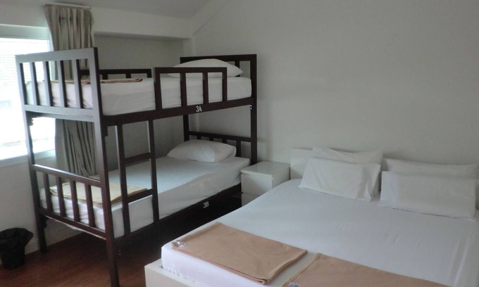 Samsen Nai Maison | Se déplacer en ville, rester avec un guide local
