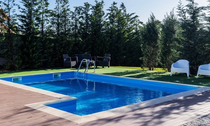 Canidelo Maison | GIL LOVE - Luxurious V5 w/ Pool by LovelyStay