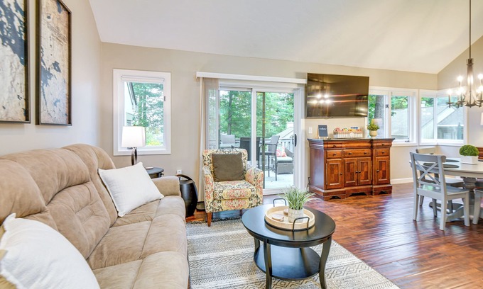 Gilford Maison | Gilford Townhome w/ Lakefront Beach & Pool Access!