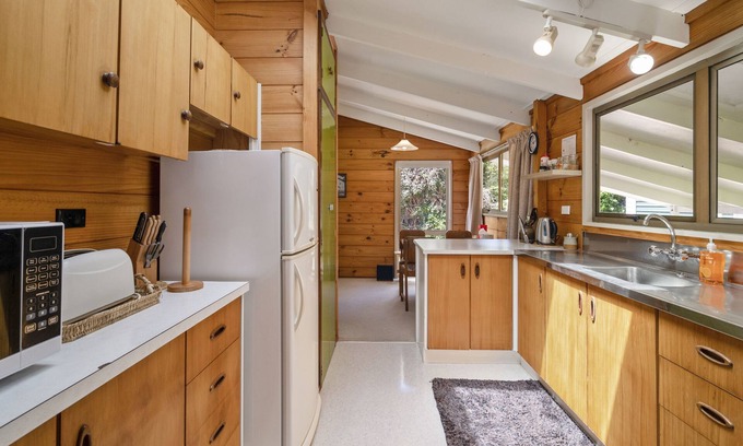 Rototai Maison | Gisborne Point Retreat - Lake Rotoiti Holiday Home