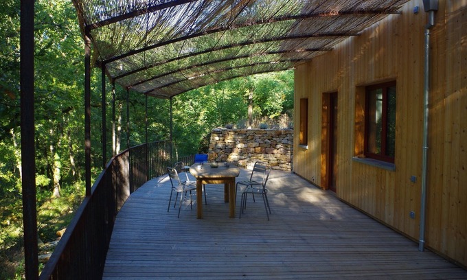 Puylagarde Chalet De Ski | Gite écoconstruction piscine naturelle ****