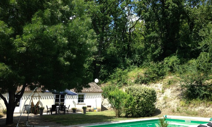 Roquecor Cottage | Gite paisible avec piscine privée à la campagne