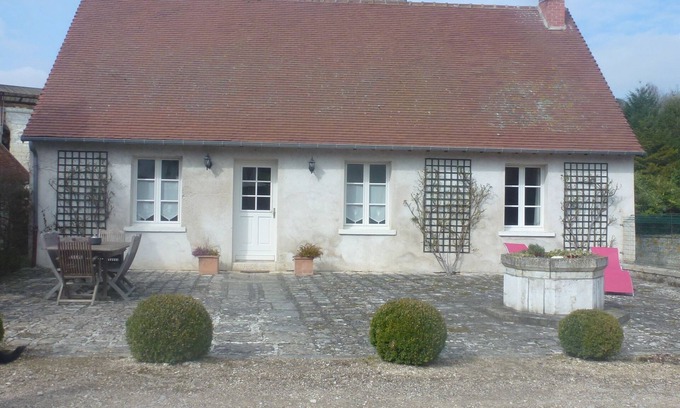 Aiguevive Maison | Gite "A l'ombre de l'Abbaye" entre Touraine et Sologne pour 8 personnes