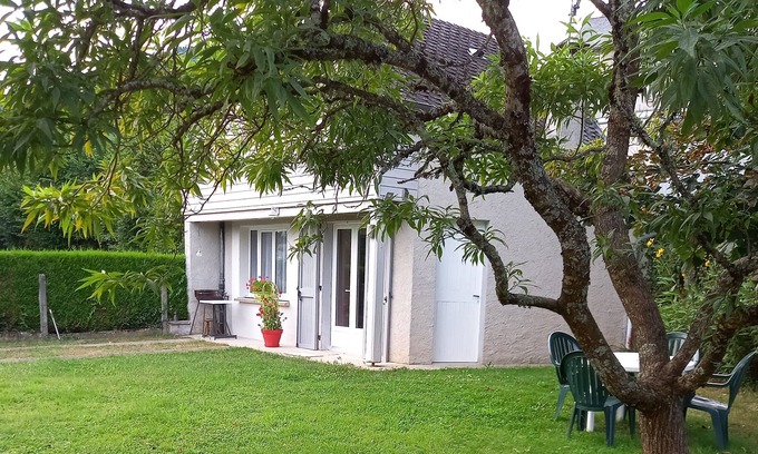 Polminhac Cottage | Gîte de montagne en pleine campagne, peut accueillir 4 personnes, 1 chambre