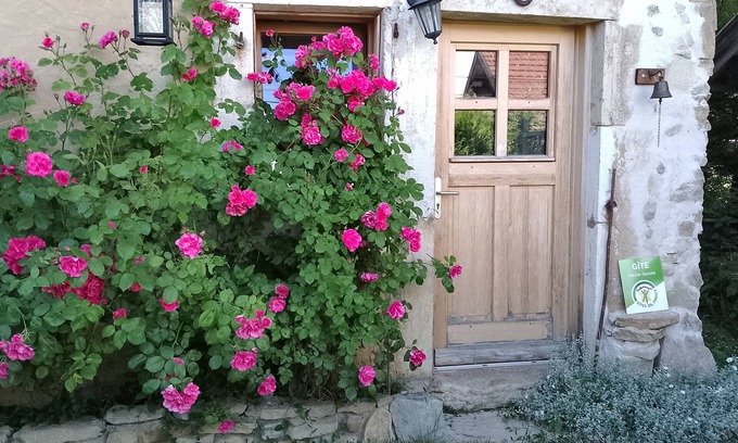 La Croisette Cottage | Gite au Col de La croisette entre Jura et Alpes proche Genève