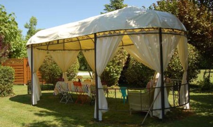 Tremolat Appartement | GITE AV PISCINE ,TONNELLE, BARBECUE ET PARC PRIVES TARIFS EN BAISSE POUR PONTS