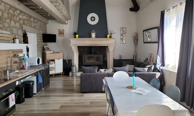 Sainte-Maure-de-Touraine Maison | Gite des coteaux pmr