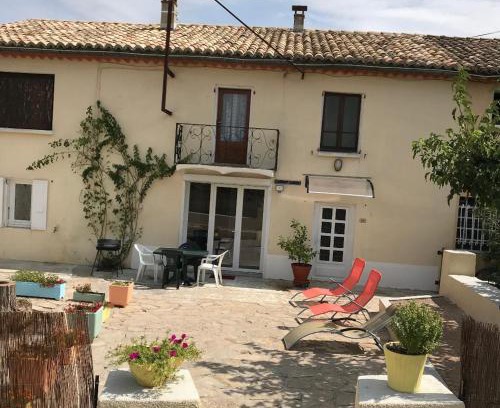 Saint-Remeze Maison | Gite d'Isa