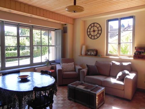 Bonnal Maison | GITE D OMBELINE