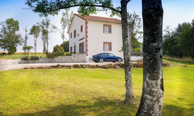 Dormans Maison | gite de 12 personnes à l'orée des bois