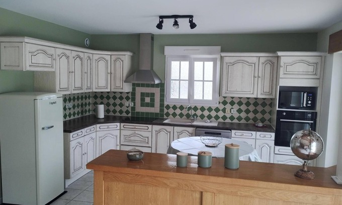 Balanzac Maison | Gite de Charme à la Campagne Avec Piscine