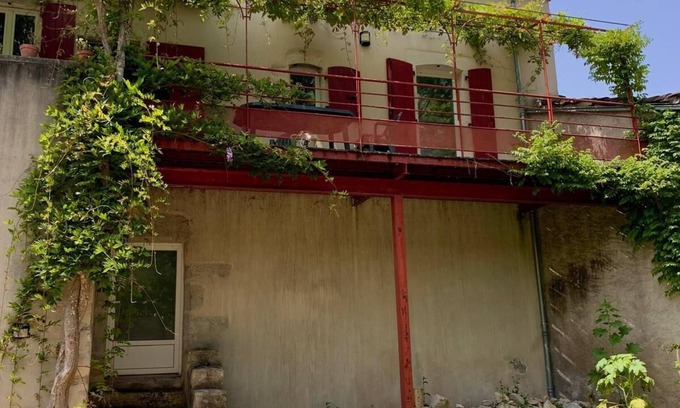 Douelle Maison | Gite de charme dans le Lot