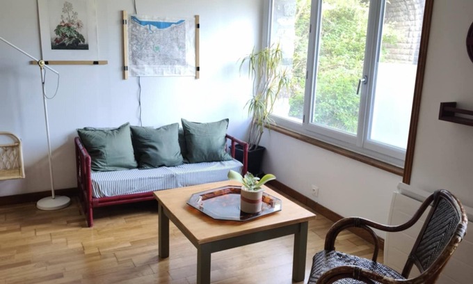Clecy Appartement | Gîte de La Bacouette at the foot of the greenway