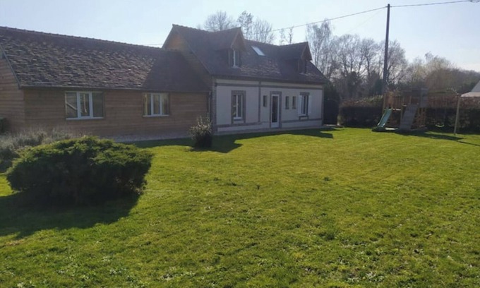Neaufles-Auvergny Villa | Gite de la vallée, avec piscine couverte