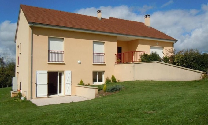 Sainte-Colombe Maison | Gite de Lavitarelle - MONTET ET BOUXAL