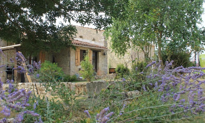 Muron Maison | GITE DES CHOUETTES