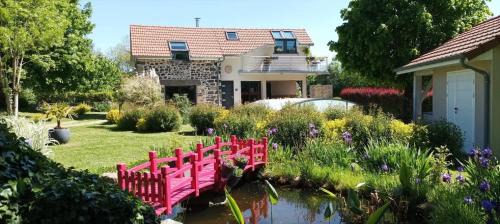 Manzat Maison | Gite Des Taravelles