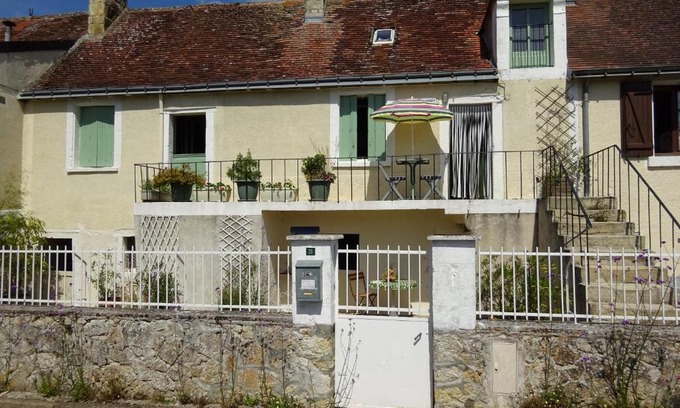 Ferriere-Larcon Maison | gite des tisserands