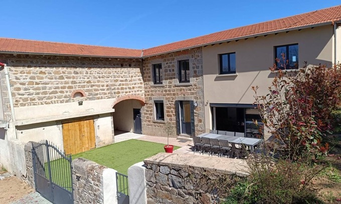 Chambost-Longessaigne Maison | Gite du Bobet - CHAMBOST LONGESSAIGNE
