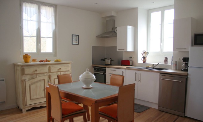 Arudy Appartement | Gîte du canal du moulin, in the heart of the village of Arudy in the Ossau Valley