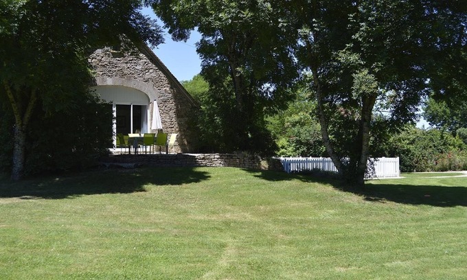 Mayrinhac-Lentour Cottage | Gite Fenelon - Situé dans le Parc Naturel Régional des Causses du Quercy