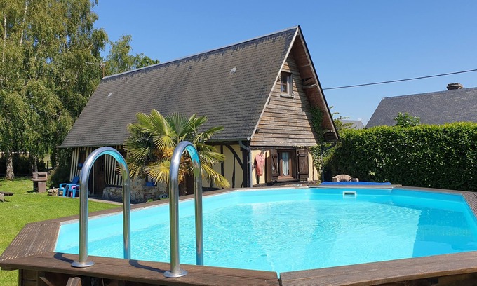Fatouville-Grestain Cottage | Gite 2 à 3 personnes proche de Honfleur avec piscine