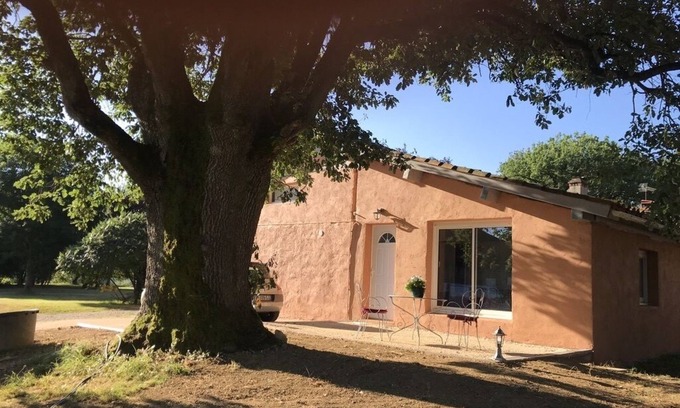 Loubersan Appartement | Gite pour 2 avec piscine dans campagne gersoise