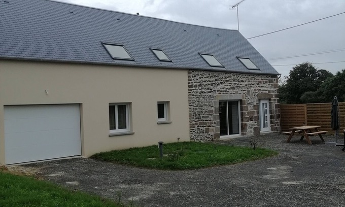 Saint-Aubin-de-Terregatte Maison | Gite à la campagne