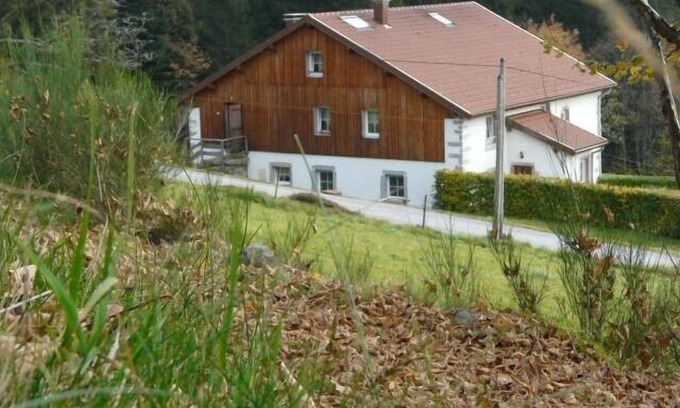 Liezey Appartement | gite dans ferme vosgienne entierement renovée.