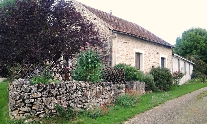 Laramiere Maison | Gîte à la campagne, idéal pour des vacances vertes , à 5 min du lac aux oiseaux.