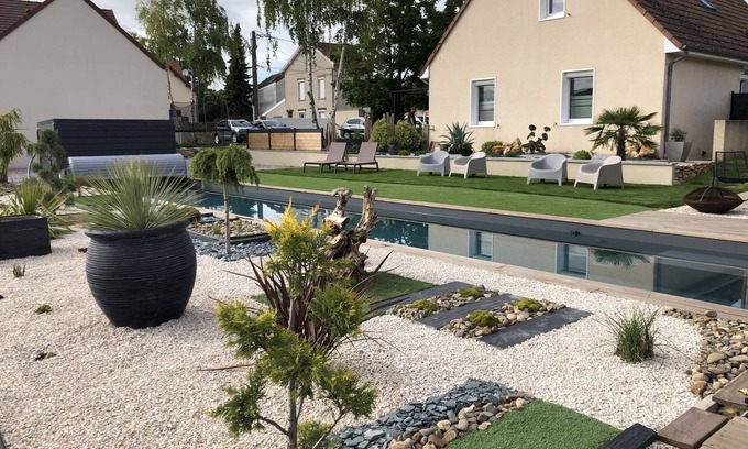Reuil Maison | Gite L'Eloge des bulles en Champagne avec piscine