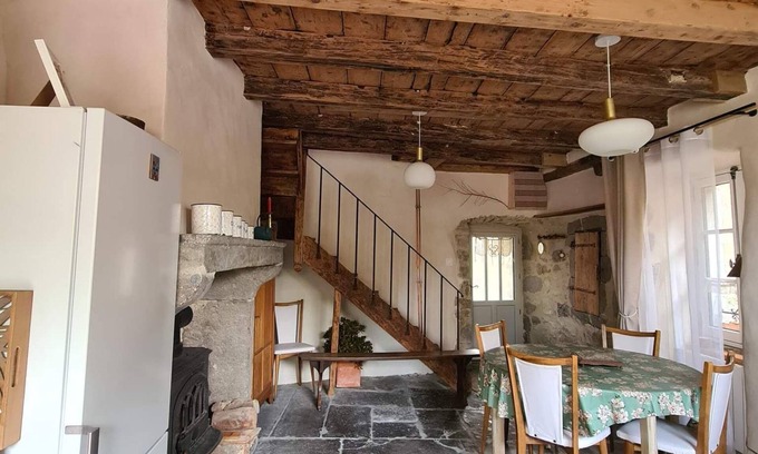 Montaigut-le-Blanc Maison | Gîte la maisonnette au Coeur de l Auvergne