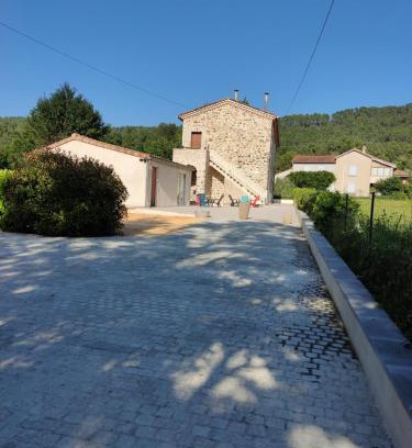 Gagnieres Appartement | Gite Lavandin du Mas de la Chataigneraie location de vacances dans le Gard