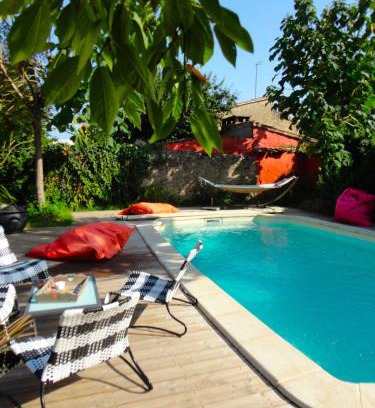 Saint-Macaire Maison | Gite le 23 dans cite médiévale