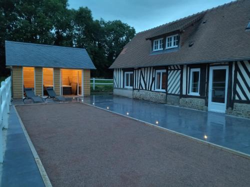 Saint-Pierre-du-Val Maison | Gite Le dorm'eure du Val - SPA
