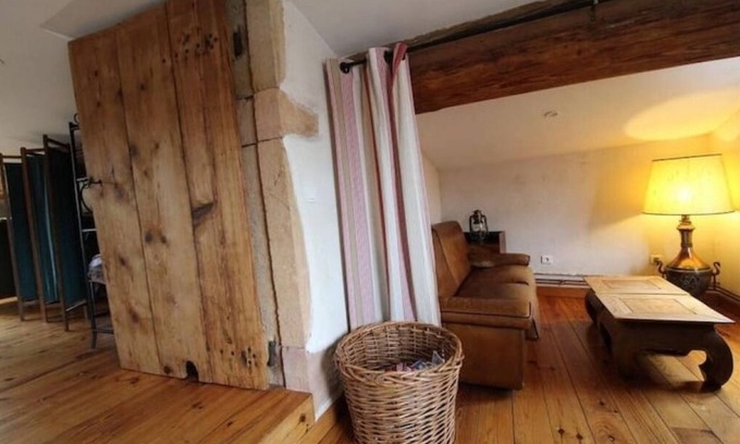 Albigny-sur-Saone Appartement | Gite le grenier des maraîchers