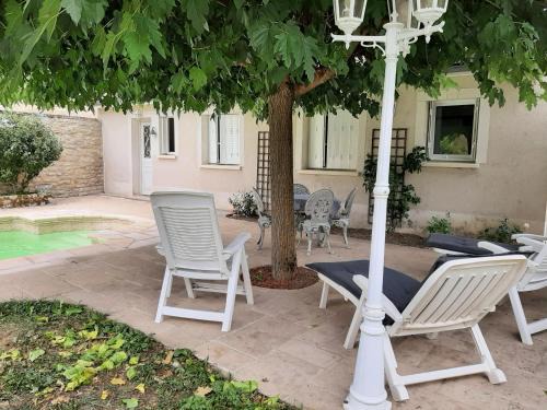 Accolay Maison | Gite le mûrier blanc