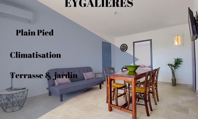 Eygalieres Maison | Gite le Naomie