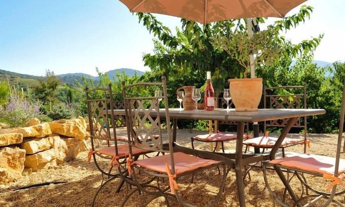 Merindol-les-Oliviers Maison | Gite Les Aiguillans