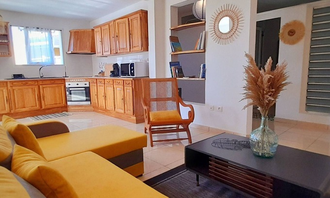 Les Avirons Cottage | Gite Les Avirons, 3 bedrooms, 6 persons
