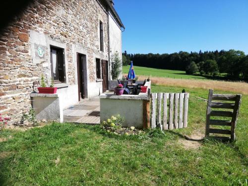 Prondines Maison | gite les chaumeix