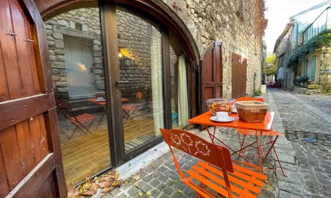 La Garde-Adhemar Appartement | Gîte Les Voûtes - A haven of peace in a jewel of Provence