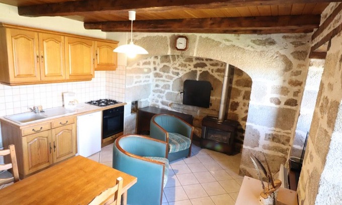 Leucamp Cottage | Gite Leucamp, 1 bedroom, 2 persons